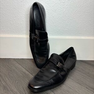 Salvatore Ferragamo Black Leather Gancini Buckle Loafers Men's US 11 D